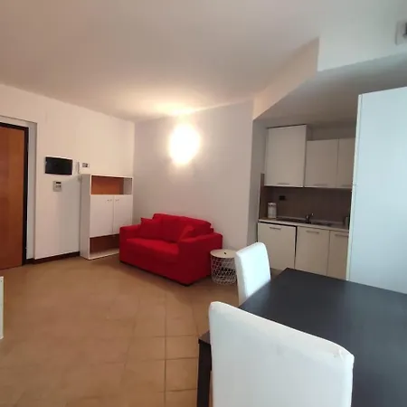 Leopolda Appartement *